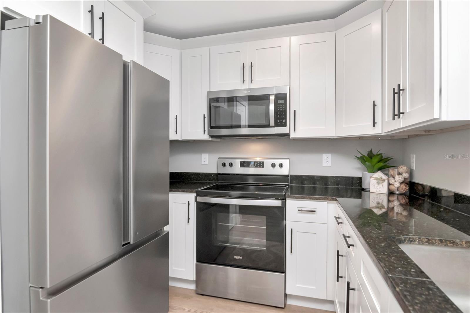 Image 9 of 29 For 604 Kinnear Drive