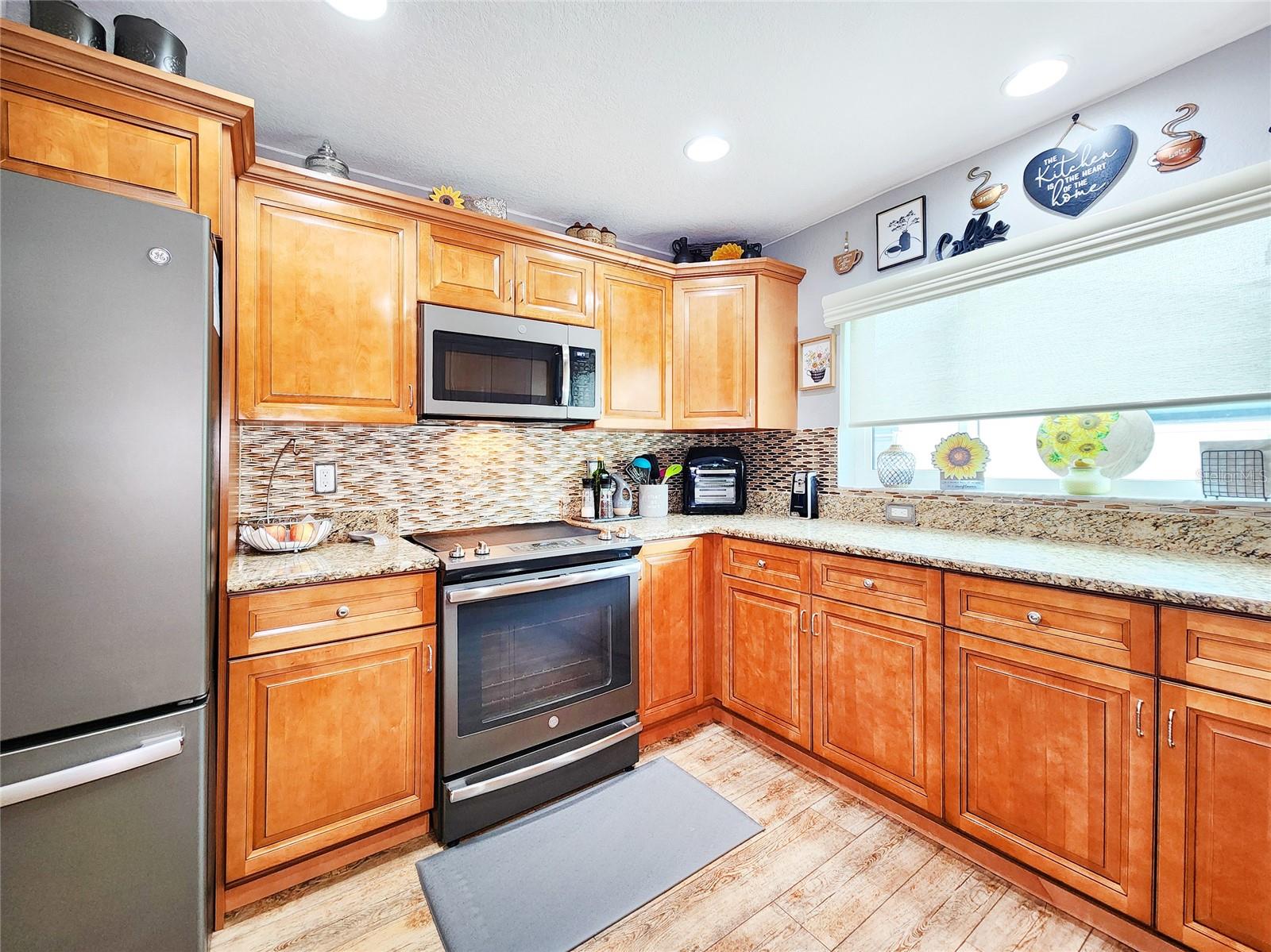 Image 6 of 46 For 8110 Damara Drive
