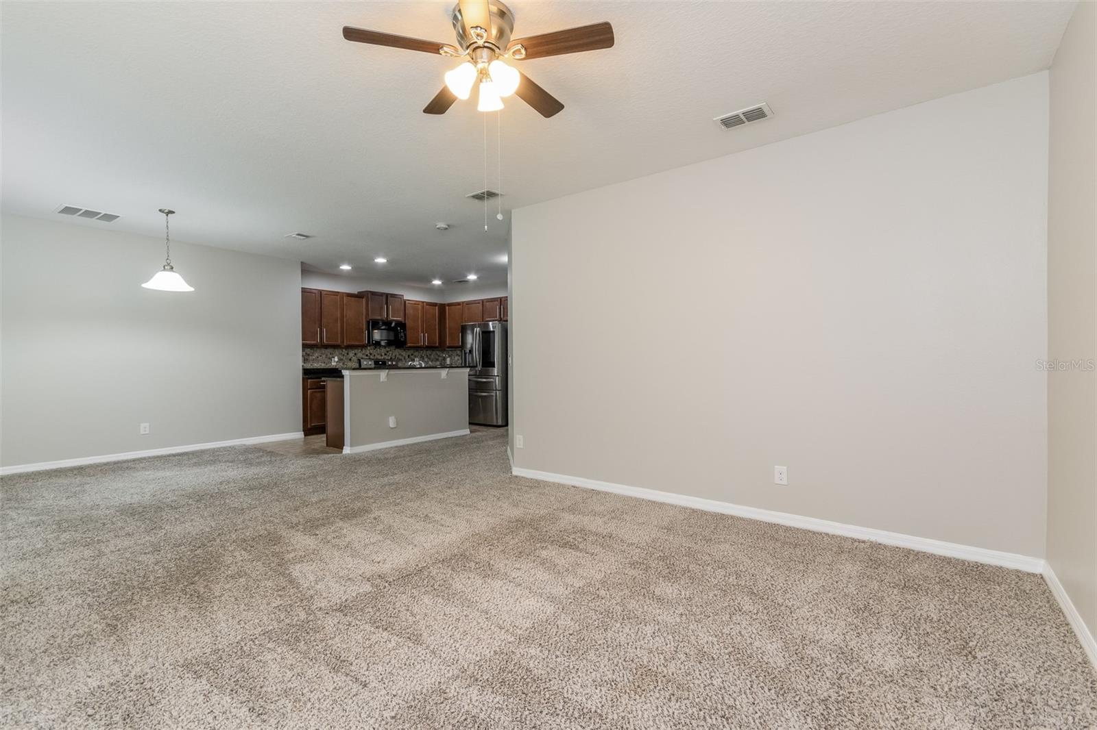 Image 4 of 14 For 7217 Wakeview Drive