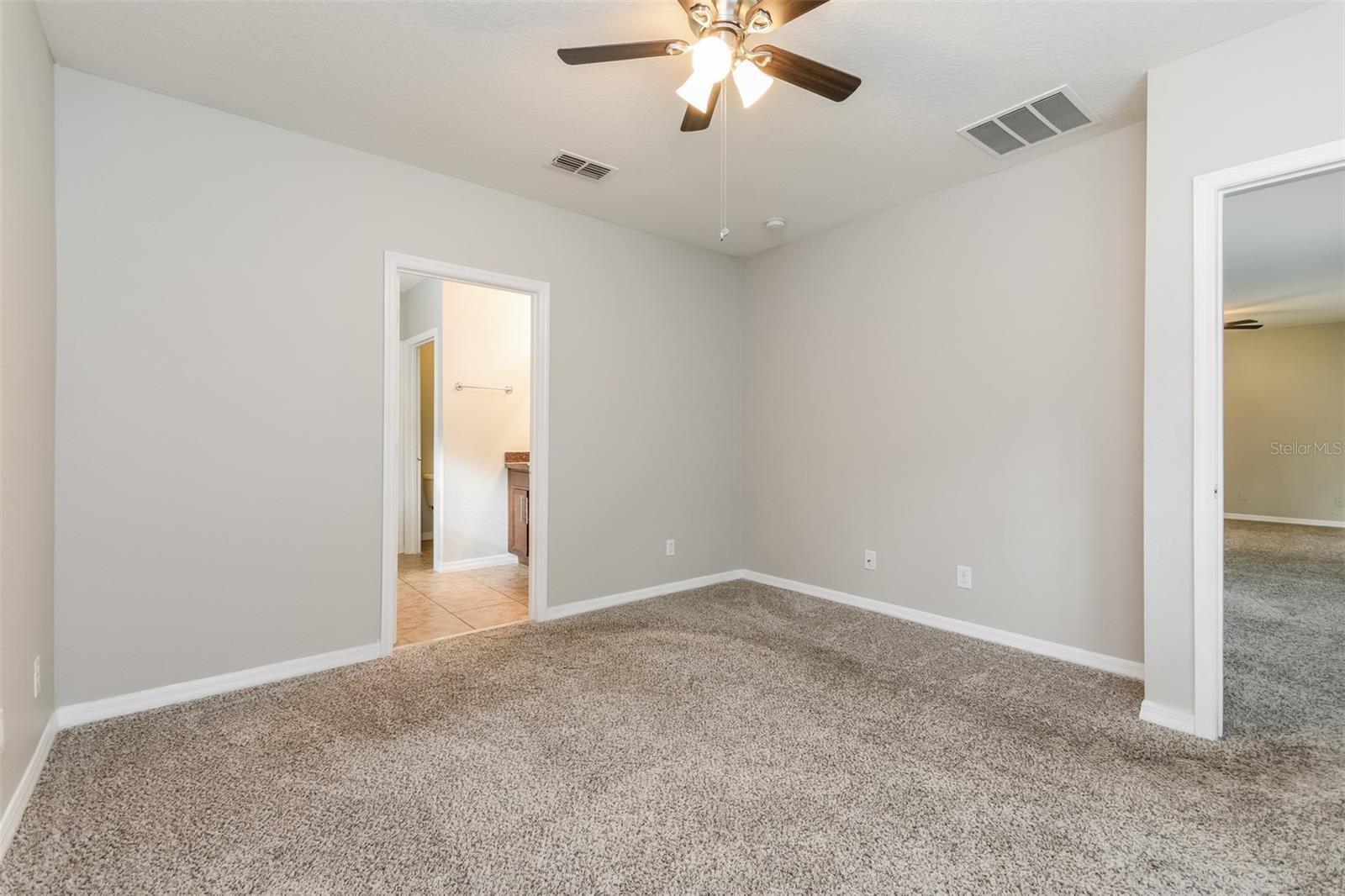 Image 9 of 14 For 7217 Wakeview Drive