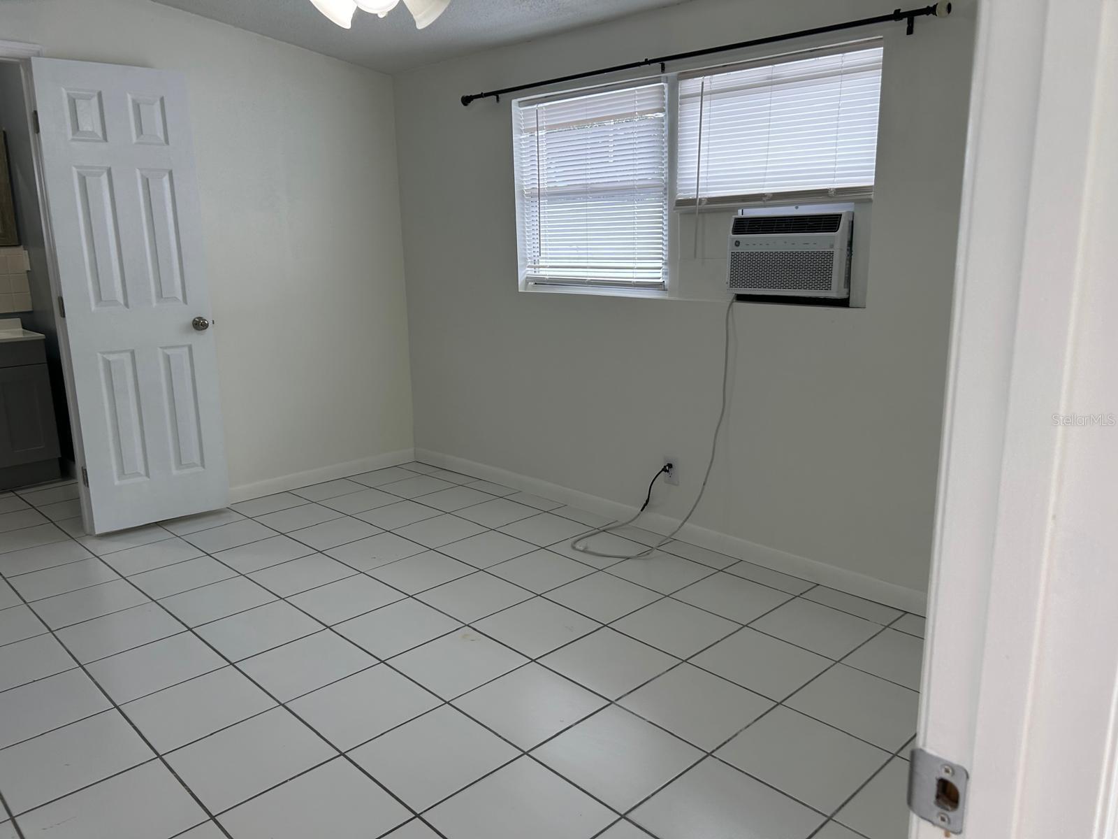 Image 34 of 51 For 4705 Murray Hill Drive