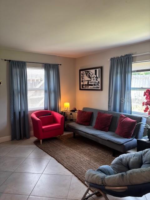 Image 21 of 28 For 1021 16th Avenue Nw