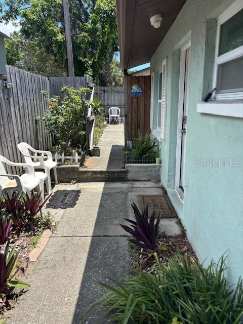 Image 6 of 28 For 1021 16th Avenue Nw
