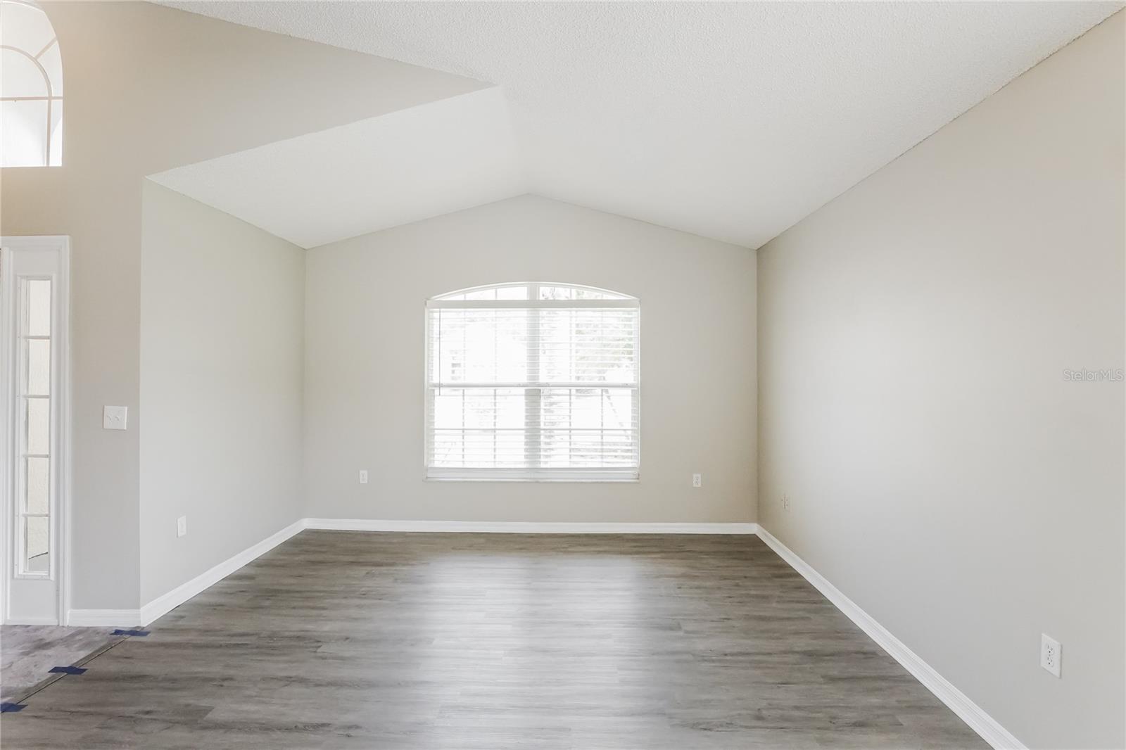 Image 2 of 13 For 5120 Violet Lane