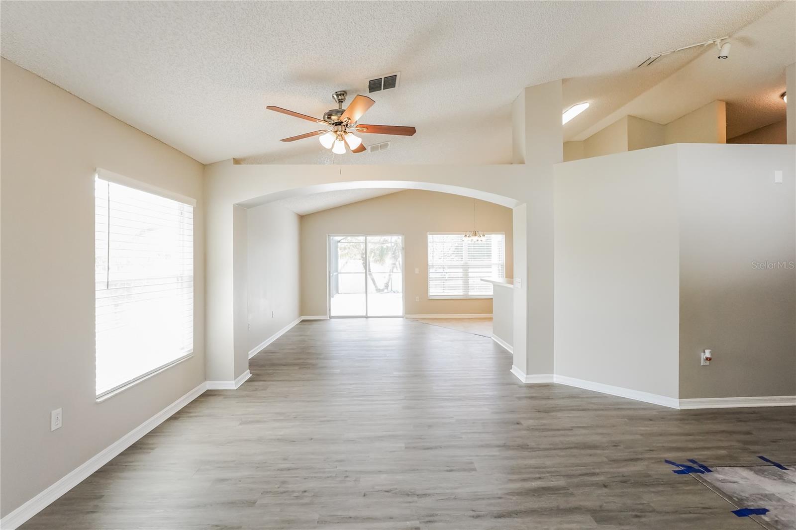 Image 4 of 13 For 5120 Violet Lane