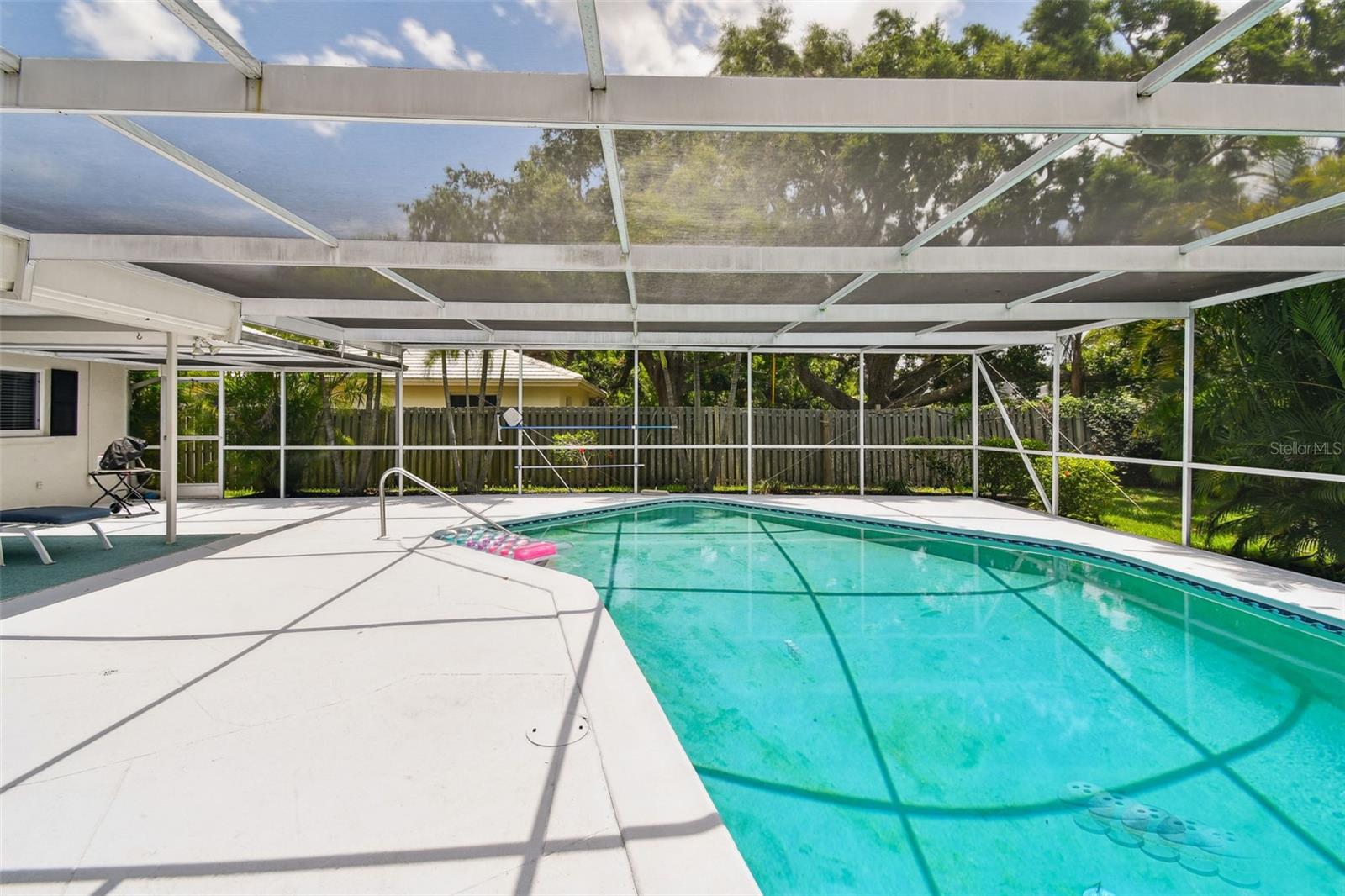 Image 36 of 52 For 2418 Cardwell Way