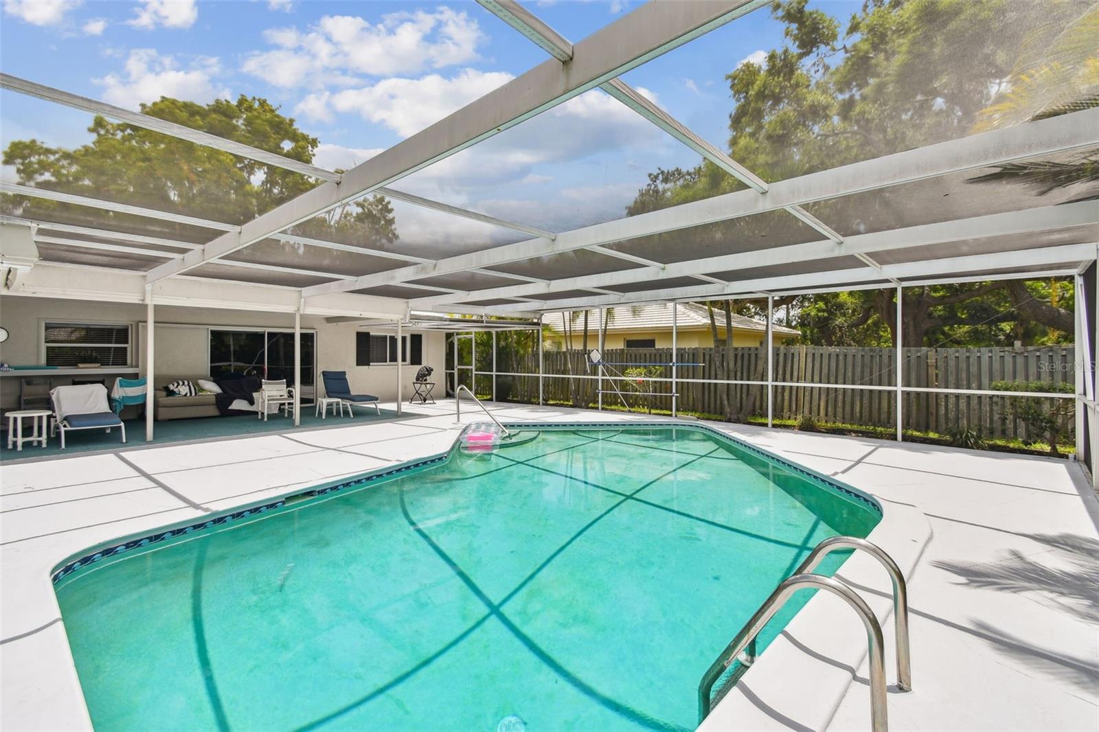 Image 37 of 52 For 2418 Cardwell Way