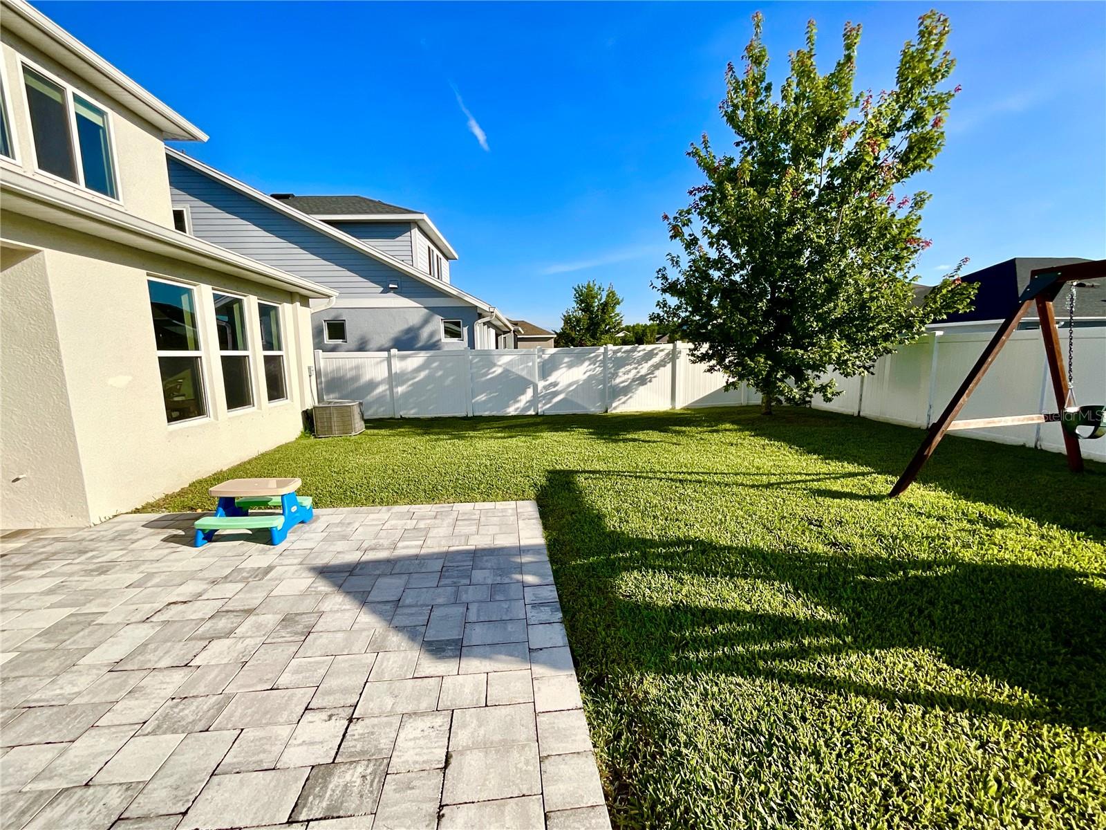 Image 18 of 36 For 15255 Caravan Avenue