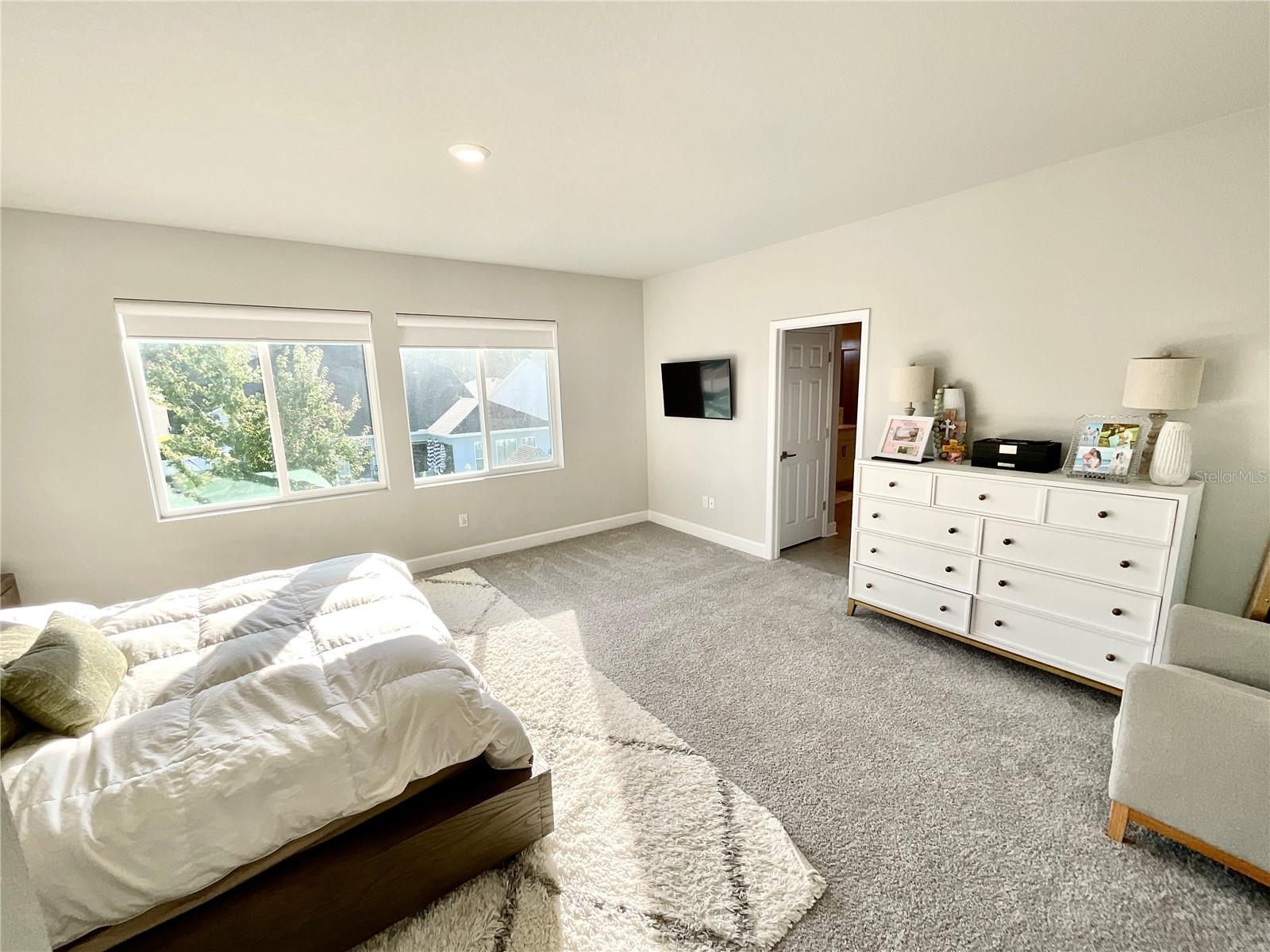 Image 20 of 36 For 15255 Caravan Avenue