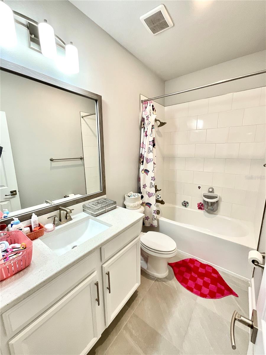 Image 24 of 36 For 15255 Caravan Avenue
