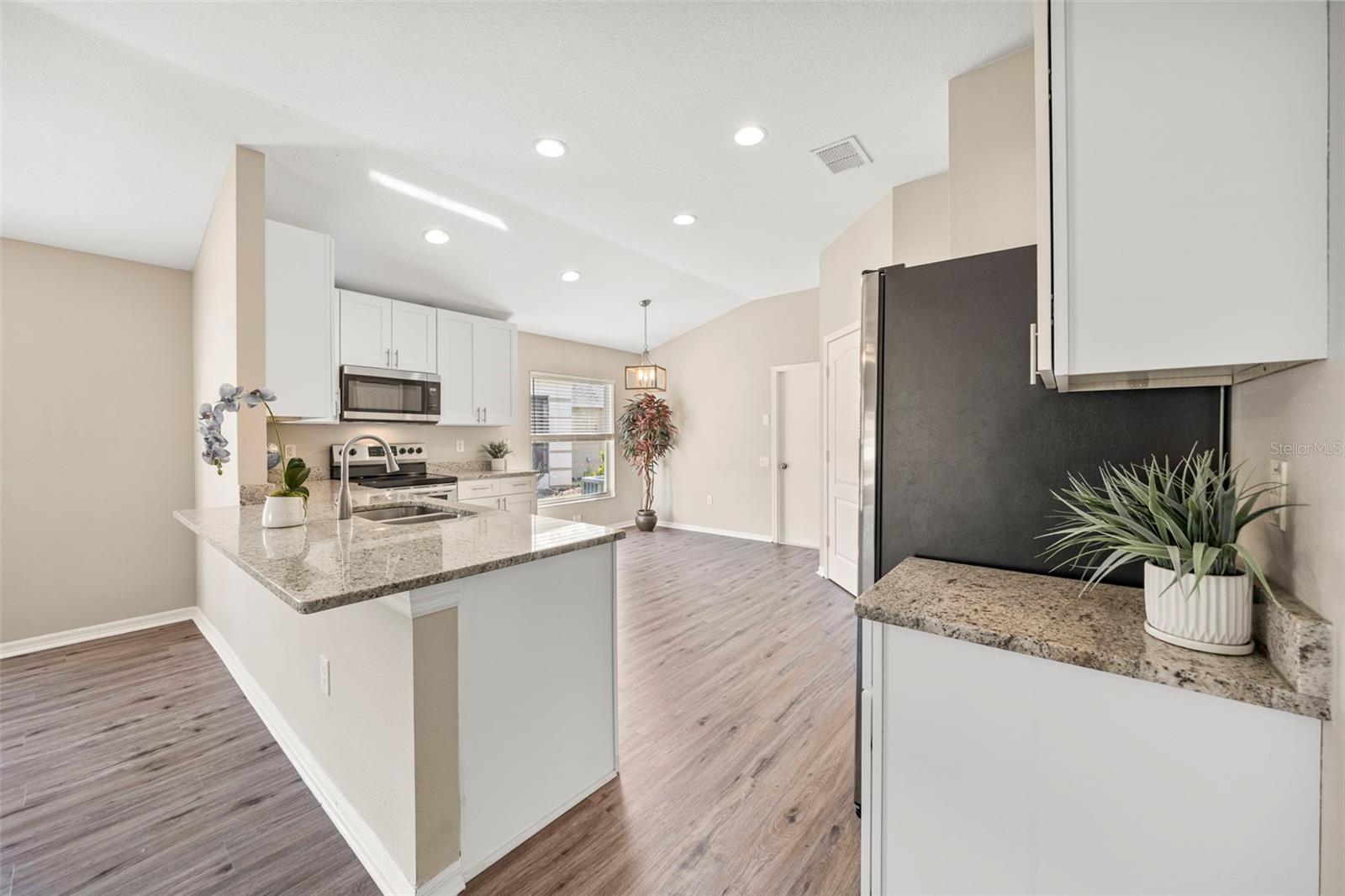 Image 14 of 58 For 5131 Gato Del Sol Circle