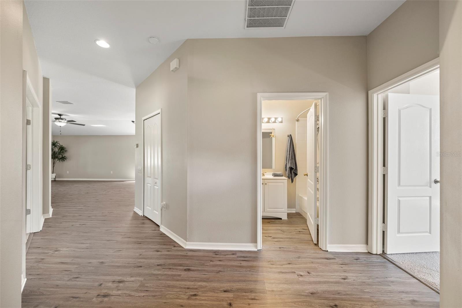 Image 6 of 58 For 5131 Gato Del Sol Circle