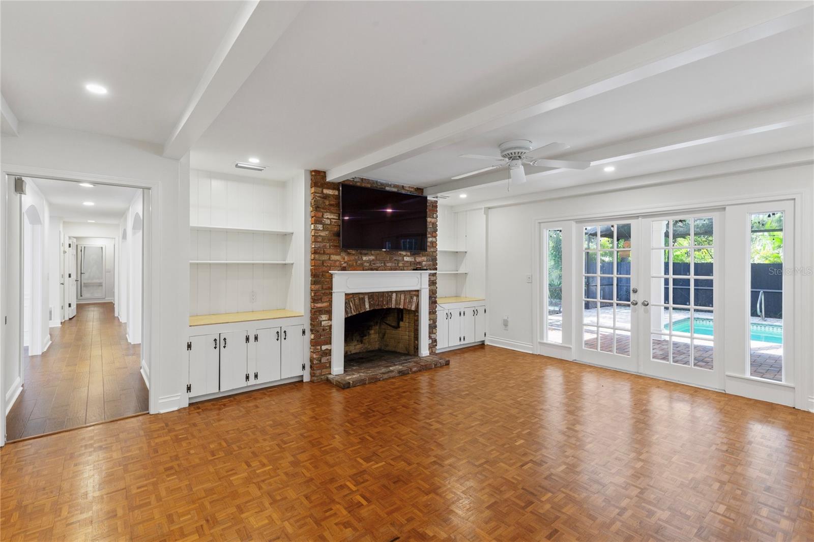 Image 24 of 59 For 302 Eastleigh Drive