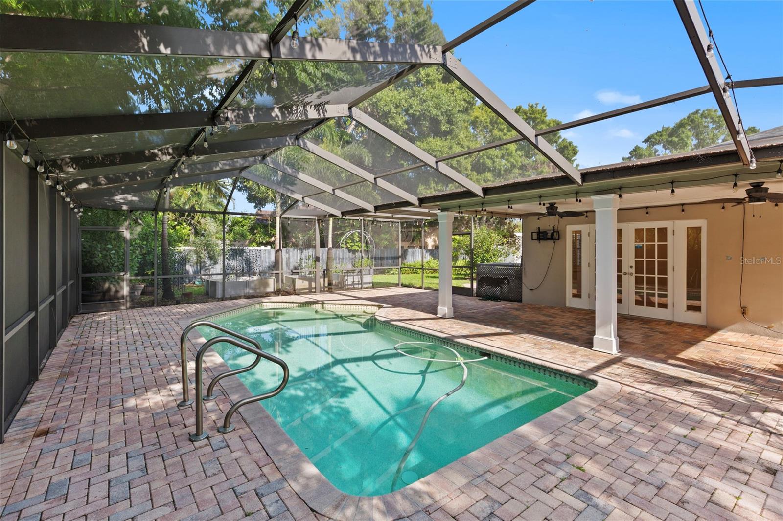 Image 26 of 59 For 302 Eastleigh Drive