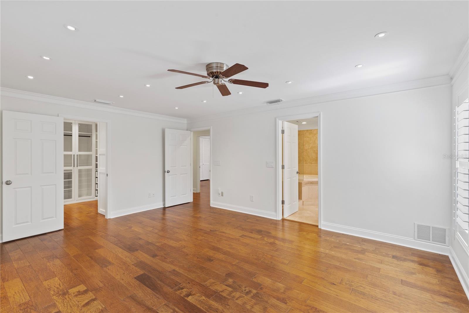 Image 30 of 59 For 302 Eastleigh Drive