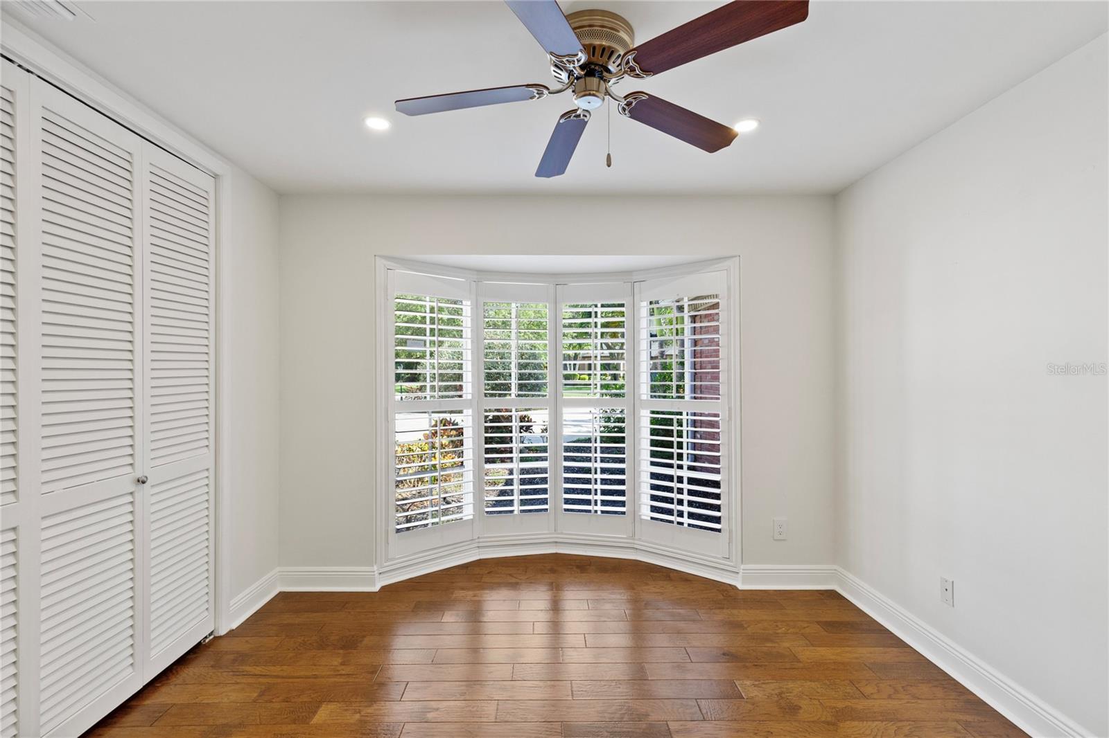 Image 41 of 59 For 302 Eastleigh Drive