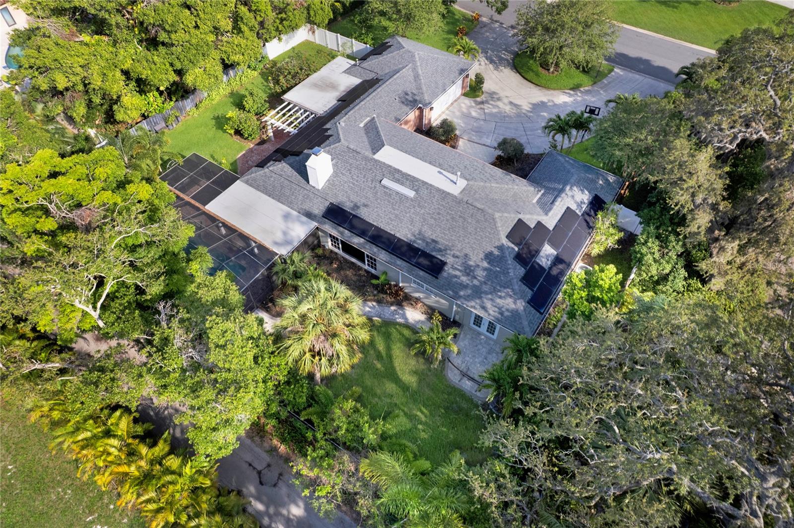 Image 5 of 59 For 302 Eastleigh Drive