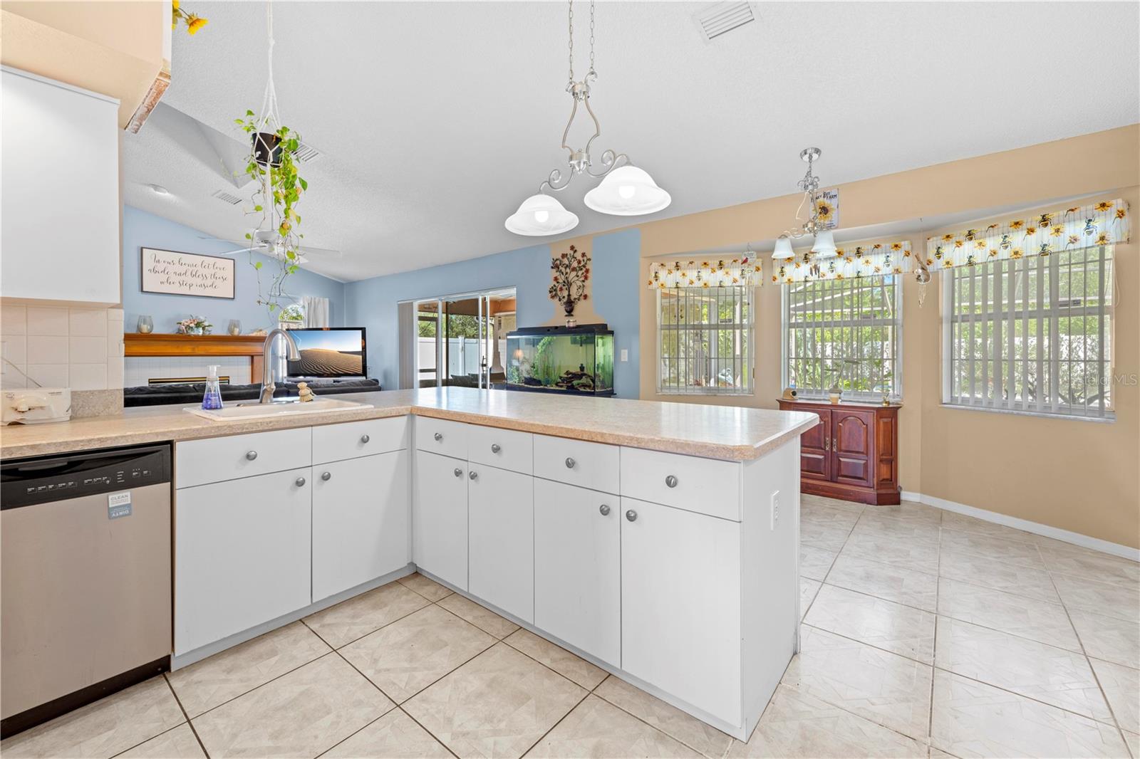 Image 19 of 59 For 4399 Dior Road