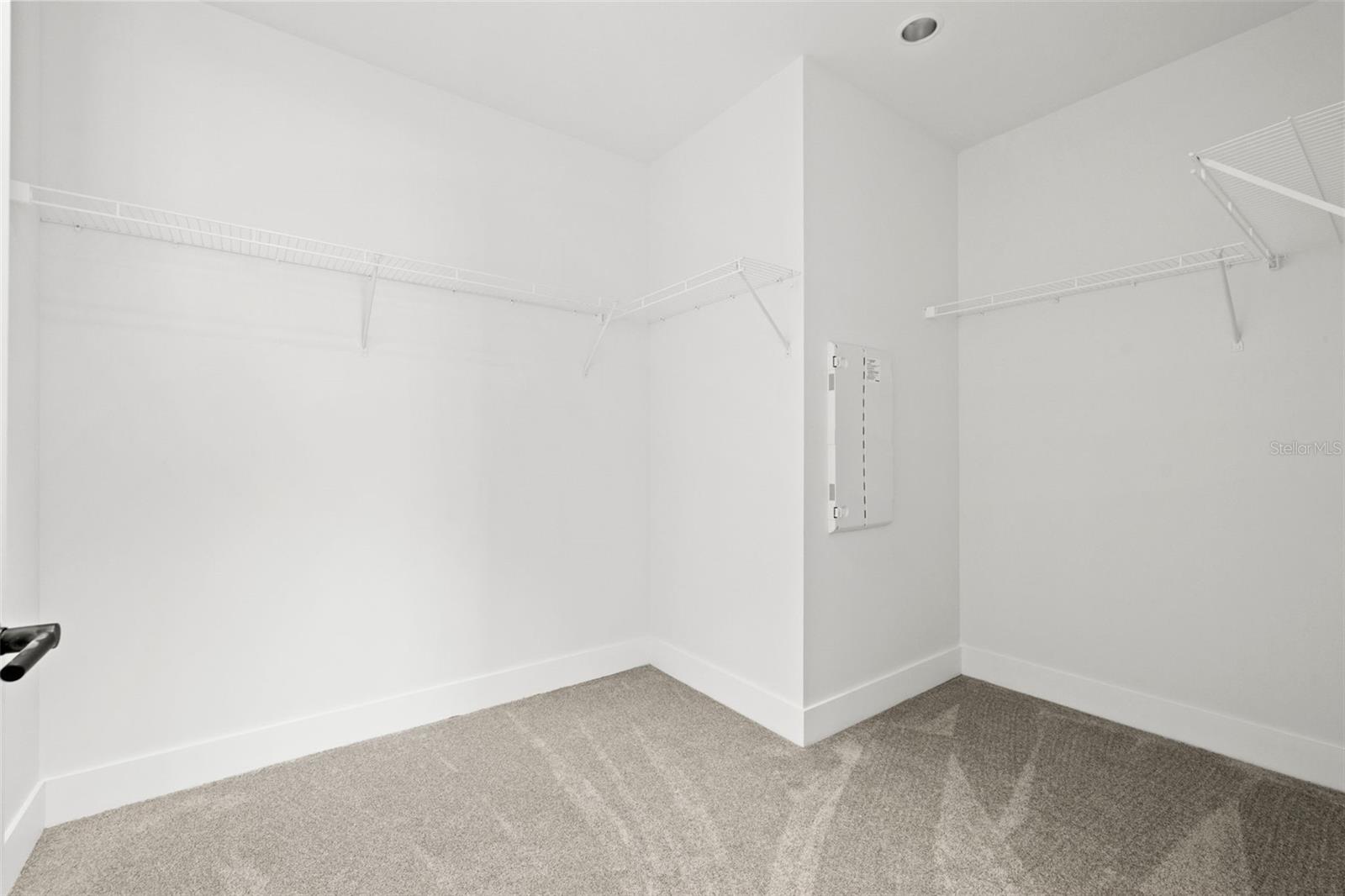 Image 25 of 63 For 777 3rd Avenue N 805