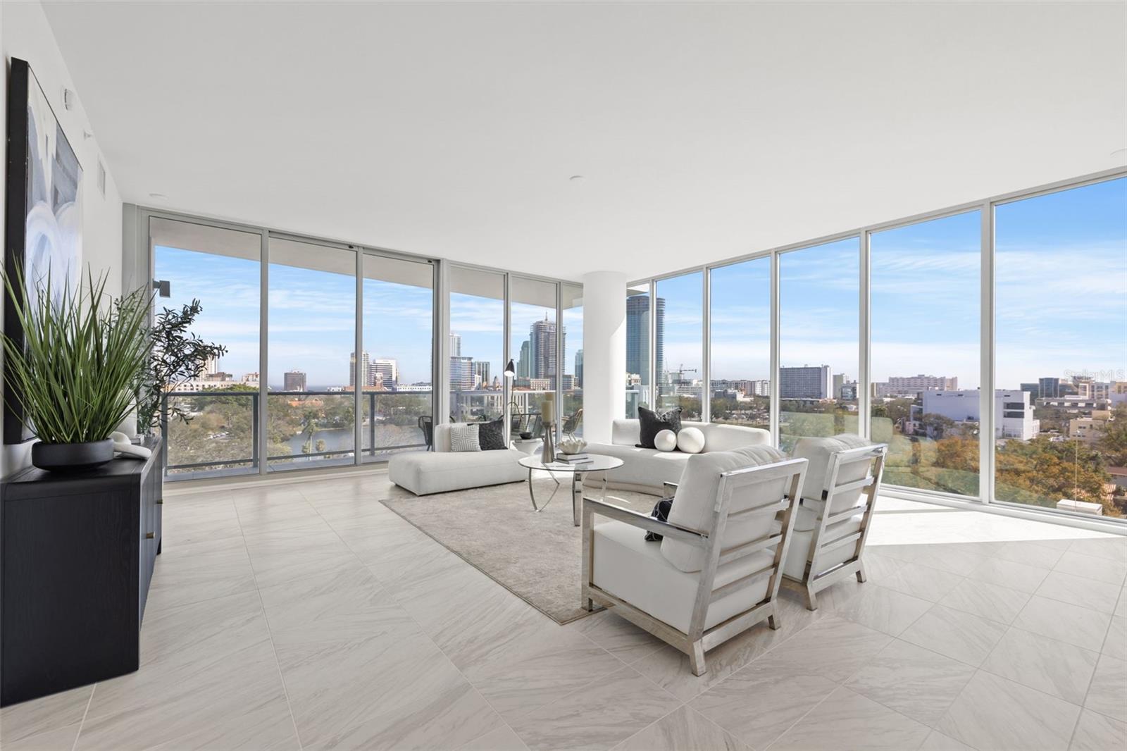 Image 7 of 63 For 777 3rd Avenue N 805