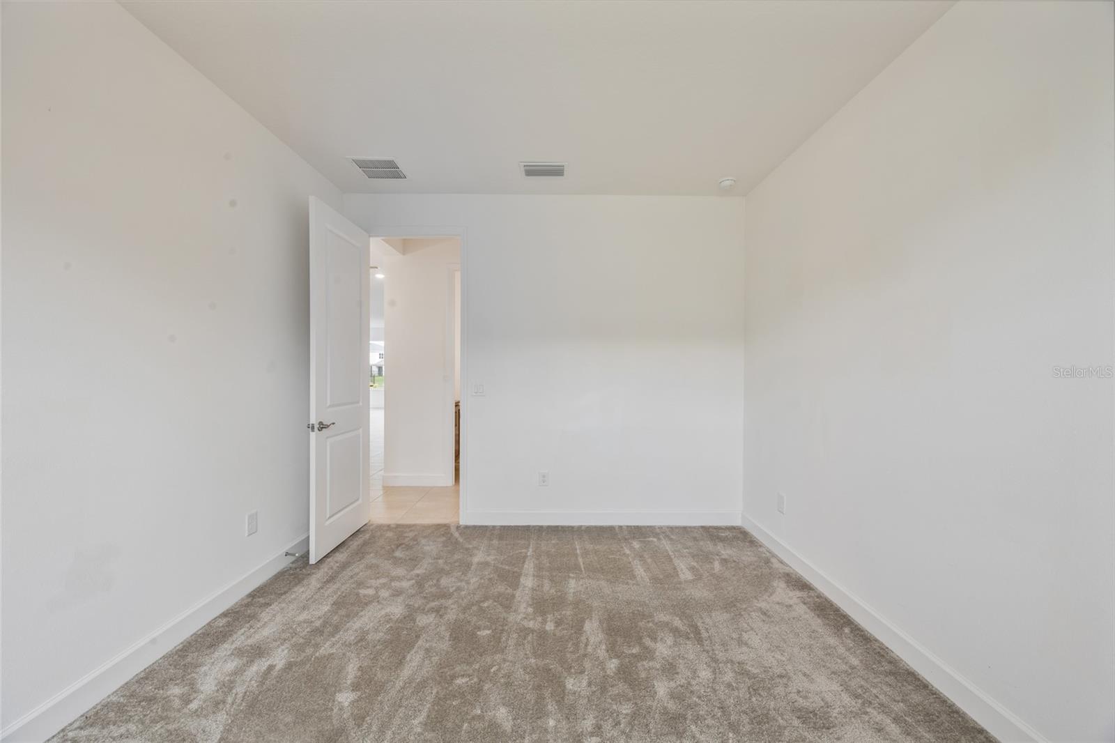 Image 12 of 52 For 3488 Great Banyan Way