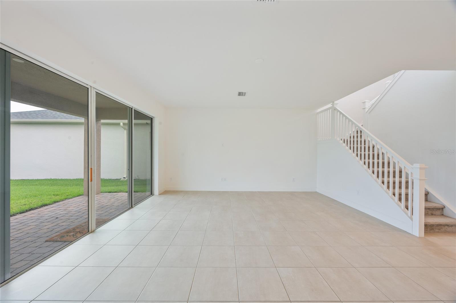 Image 5 of 52 For 3488 Great Banyan Way