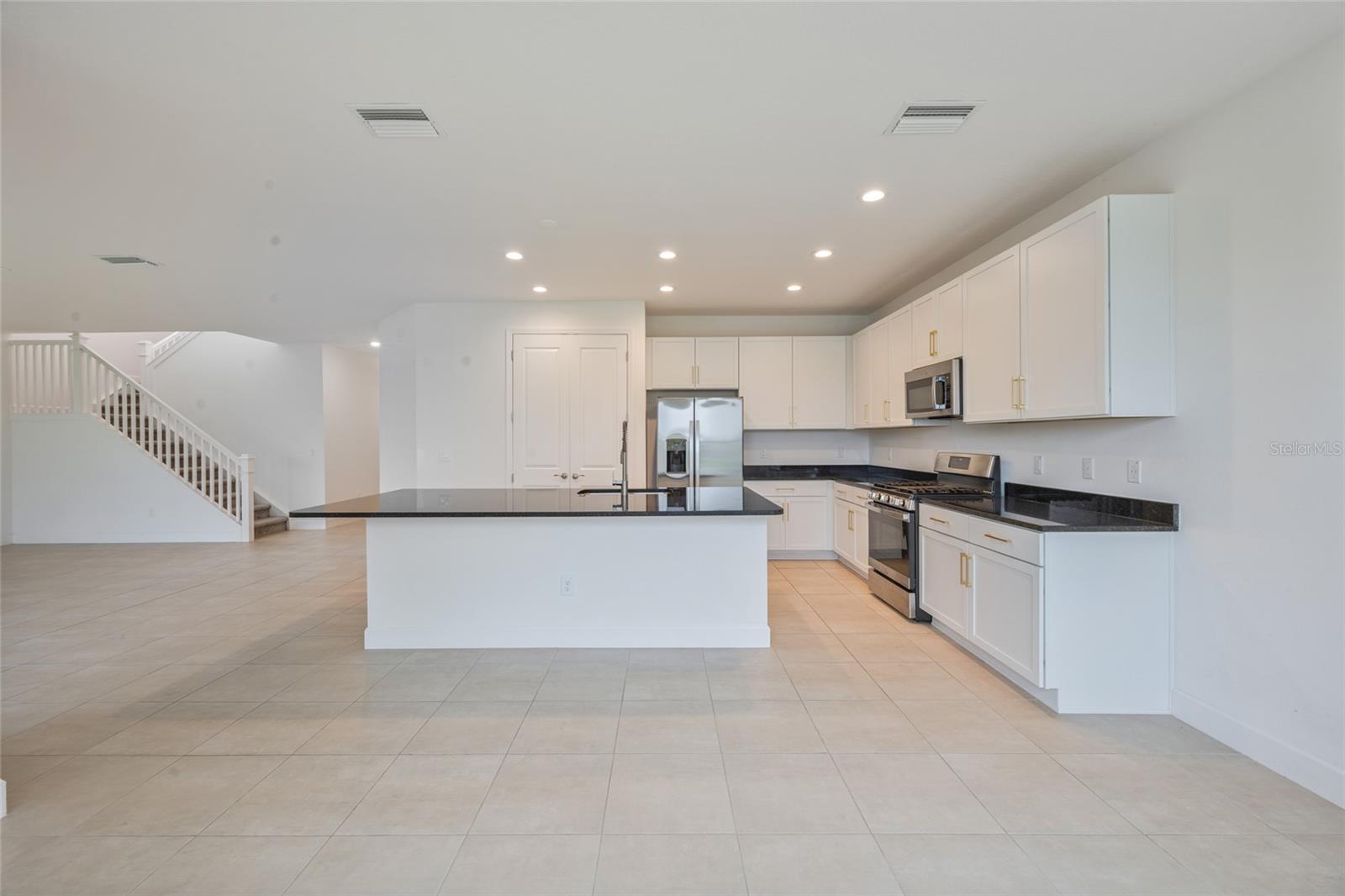 Image 6 of 52 For 3488 Great Banyan Way