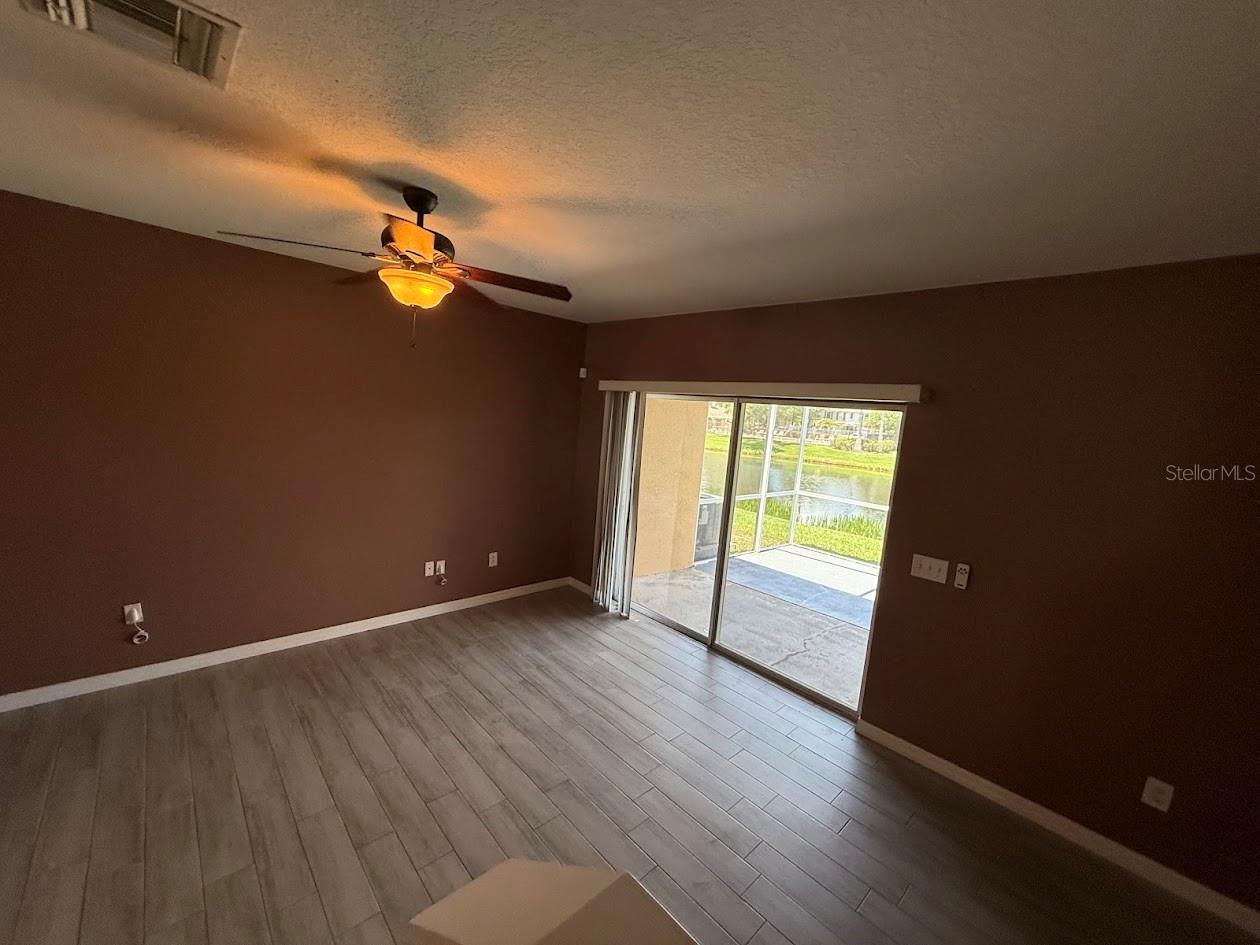 Image 13 of 38 For 12220 Foxmoor Peak Drive
