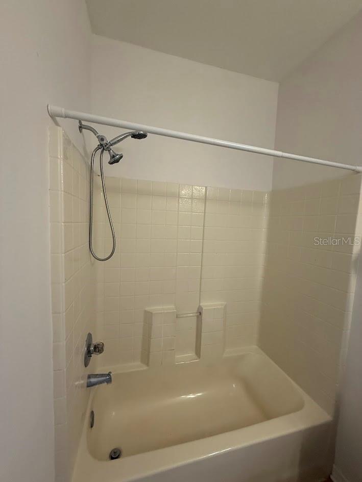 Image 33 of 38 For 12220 Foxmoor Peak Drive