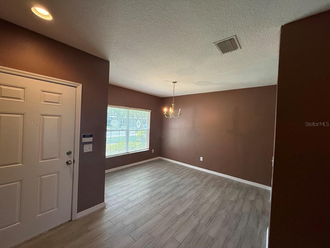 Image 4 of 38 For 12220 Foxmoor Peak Drive