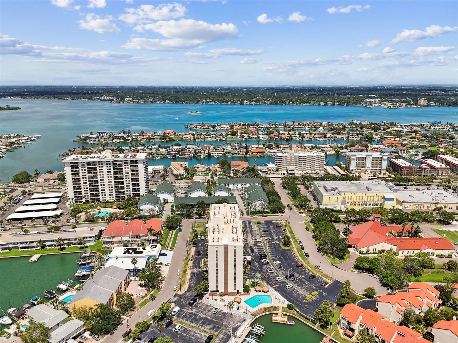 Image 55 of 69 For 255 Dolphin Point 207