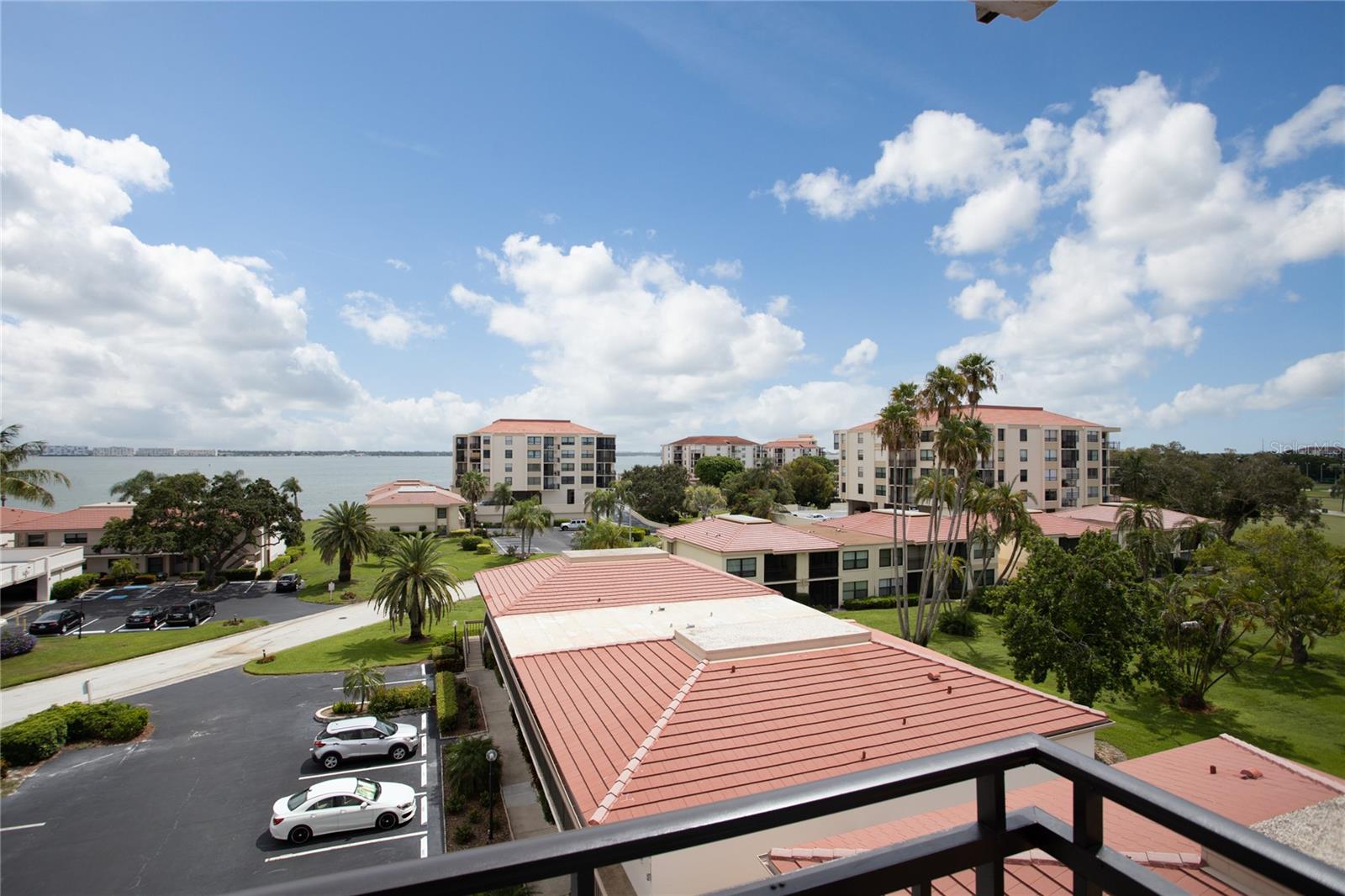 Image 16 of 28 For 6210 Sun Boulevard 506