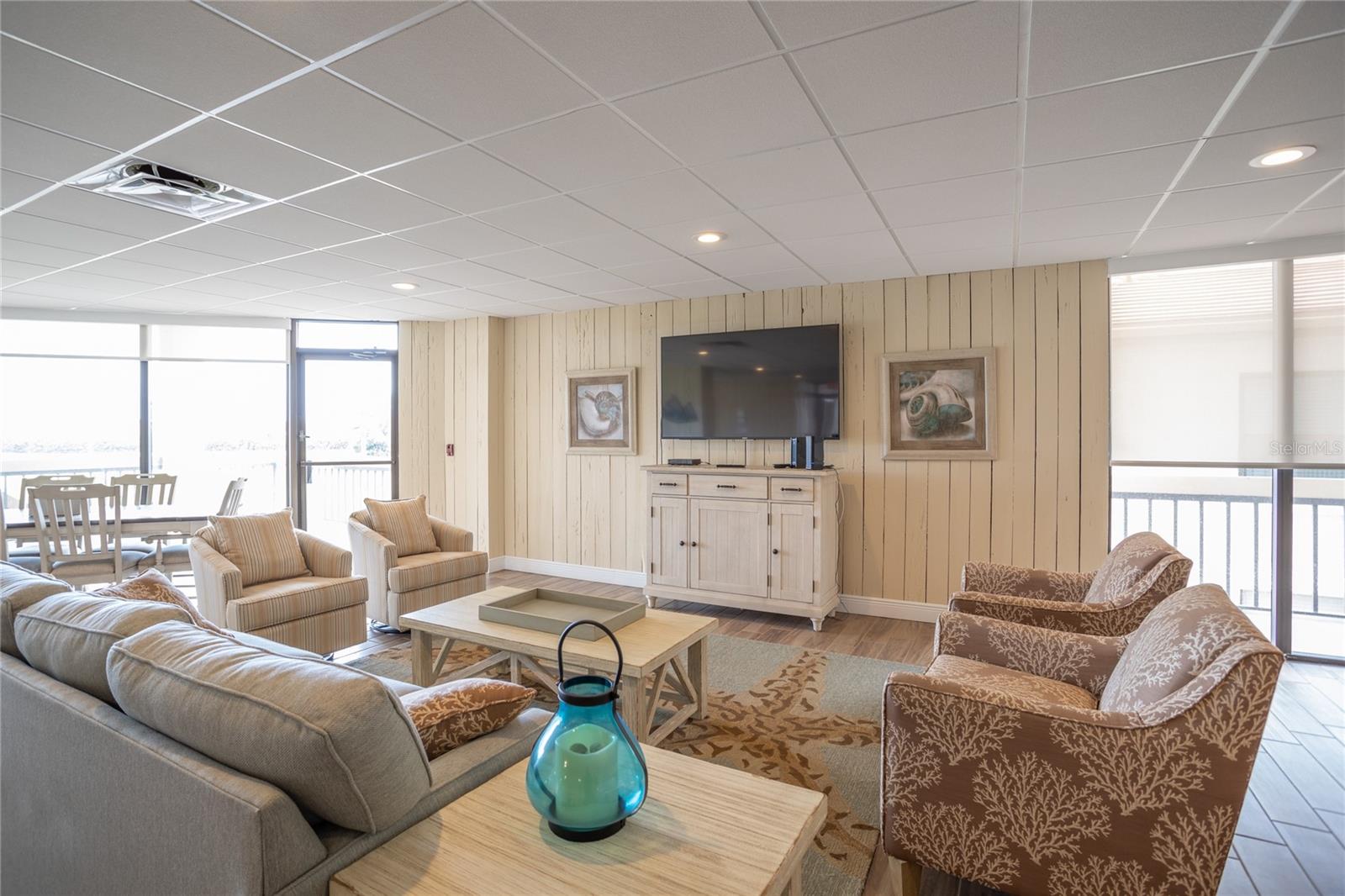 Image 24 of 28 For 6210 Sun Boulevard 506