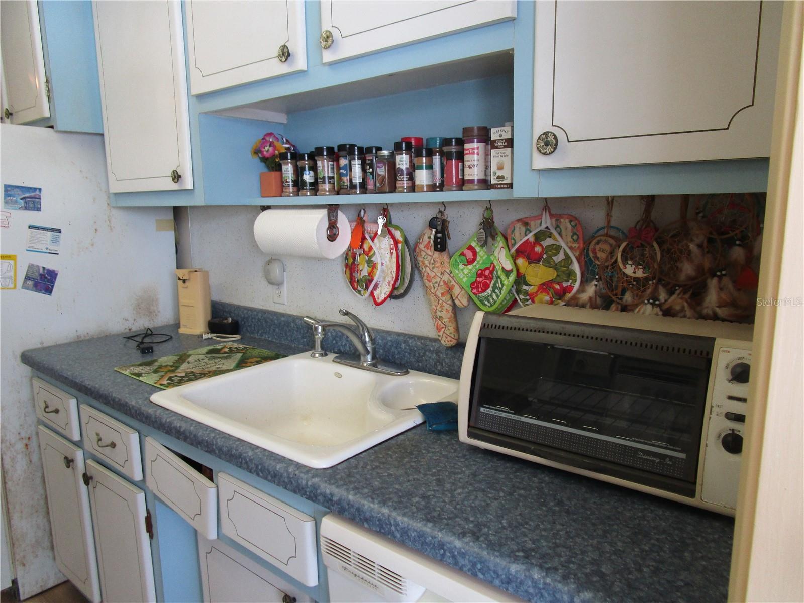 Image 11 of 28 For 5970 21st Street N 15
