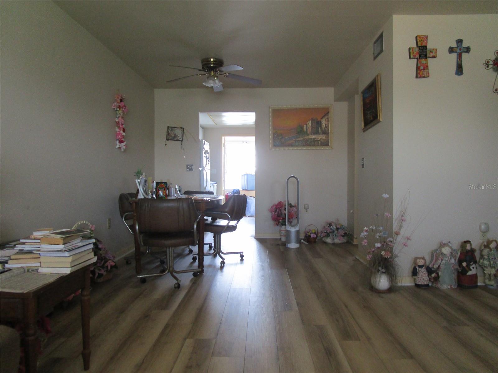 Image 5 of 28 For 5970 21st Street N 15