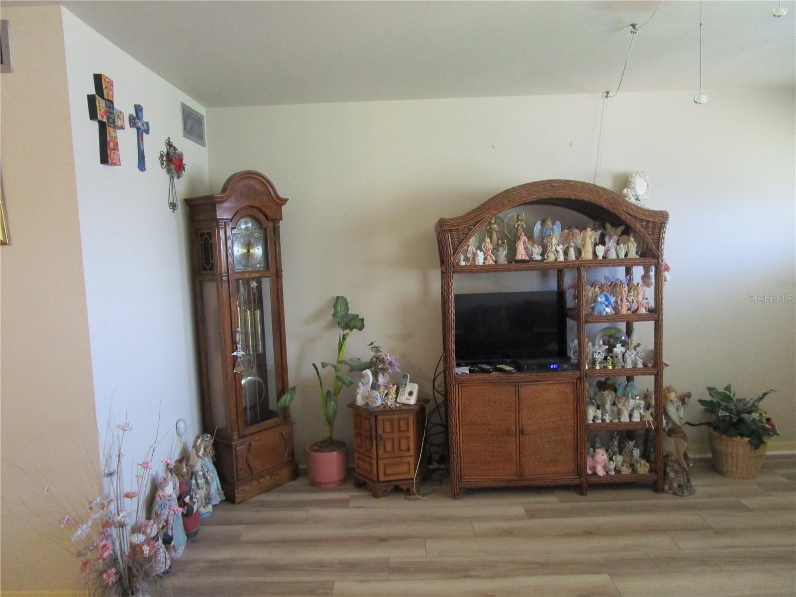 Image 8 of 28 For 5970 21st Street N 15