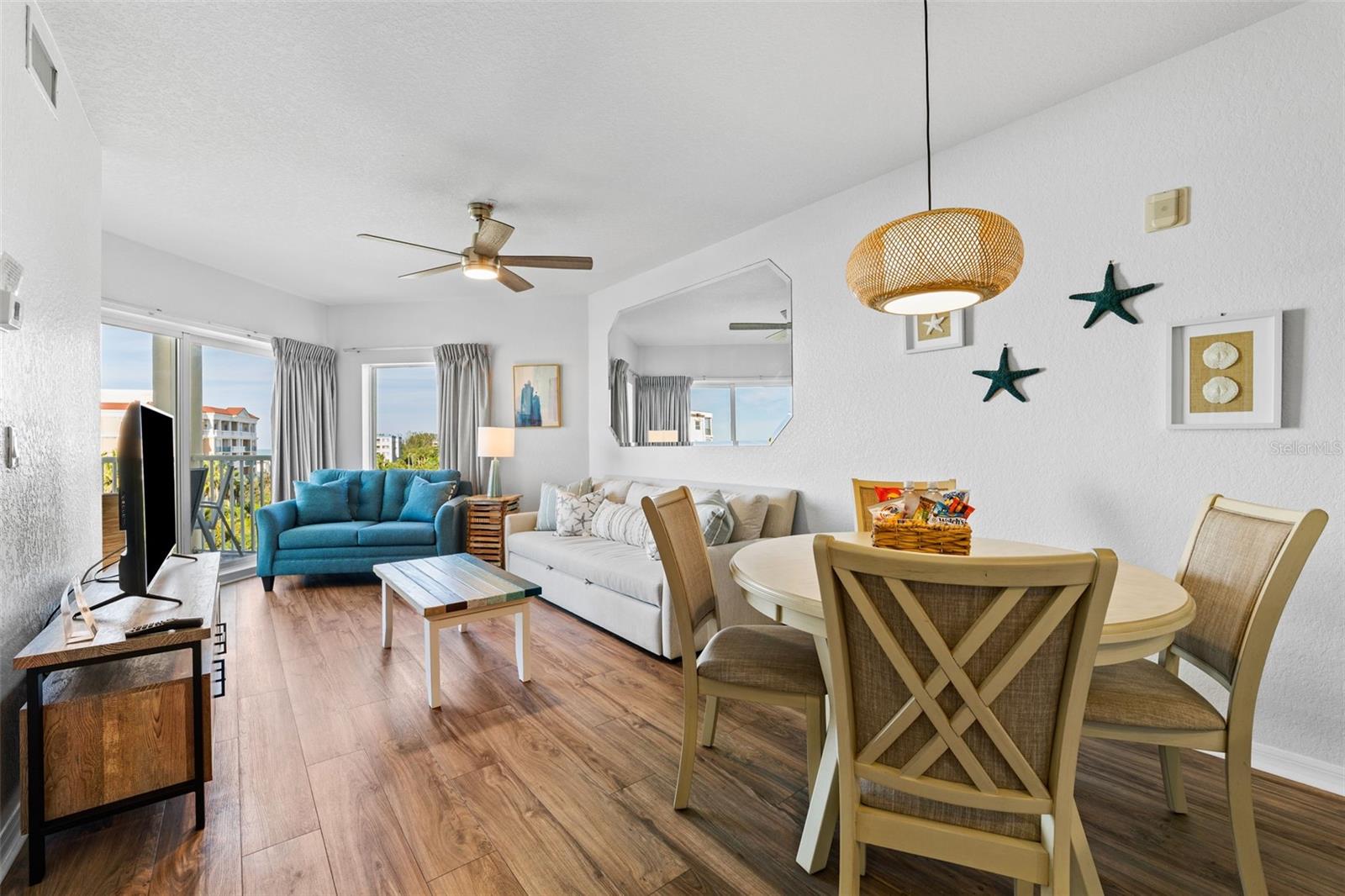 Image 16 of 77 For 12000 Gulf Boulevard 506n