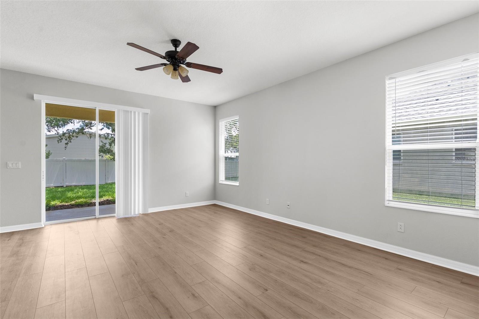 Image 16 of 51 For 5015 58th Terrace E