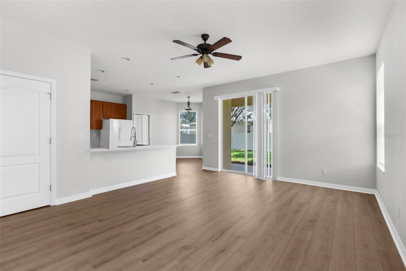 Image 20 of 51 For 5015 58th Terrace E