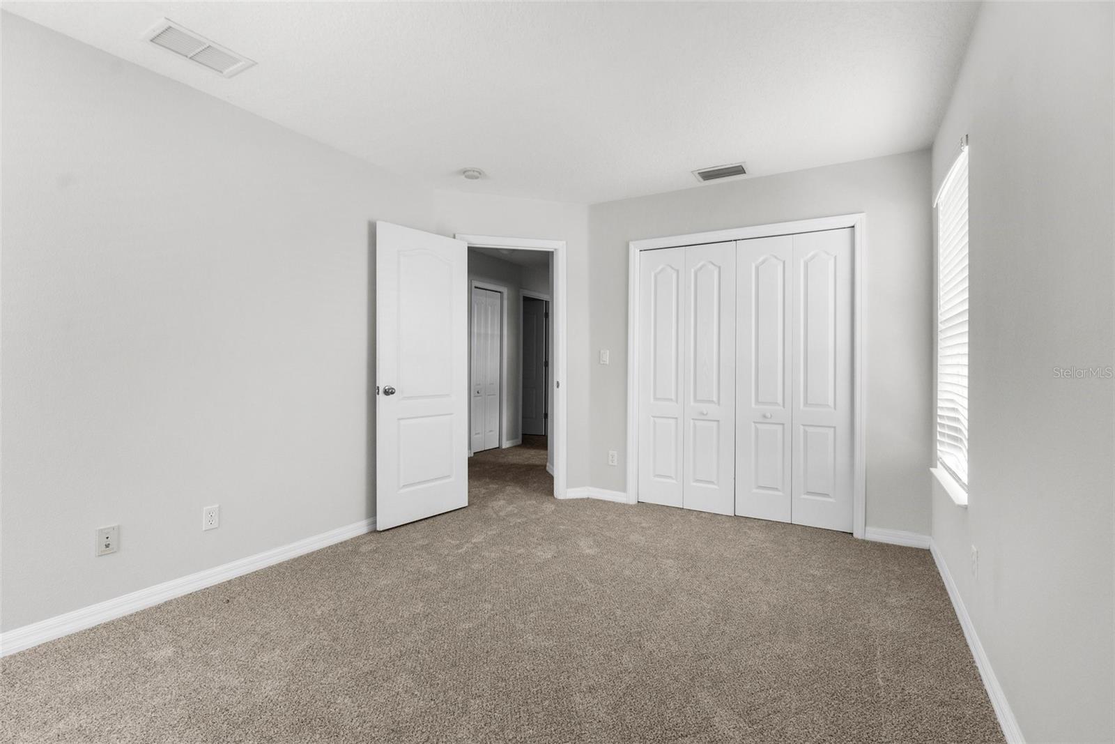Image 40 of 51 For 5015 58th Terrace E