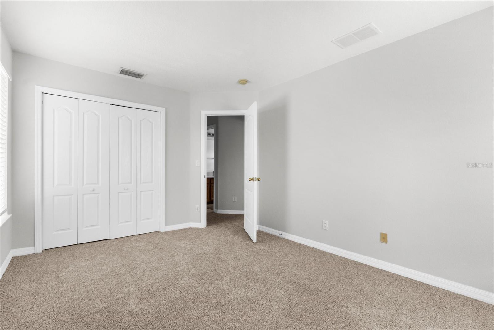 Image 43 of 51 For 5015 58th Terrace E