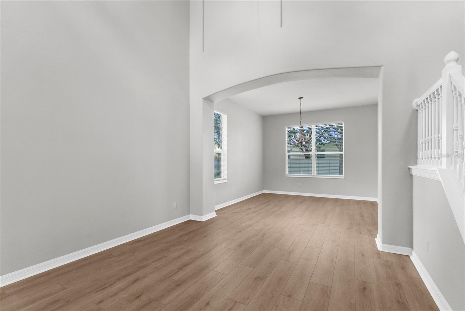 Image 5 of 51 For 5015 58th Terrace E