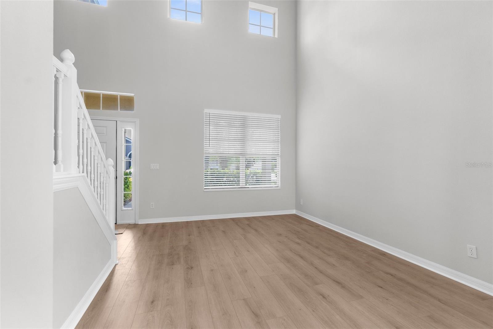 Image 7 of 51 For 5015 58th Terrace E