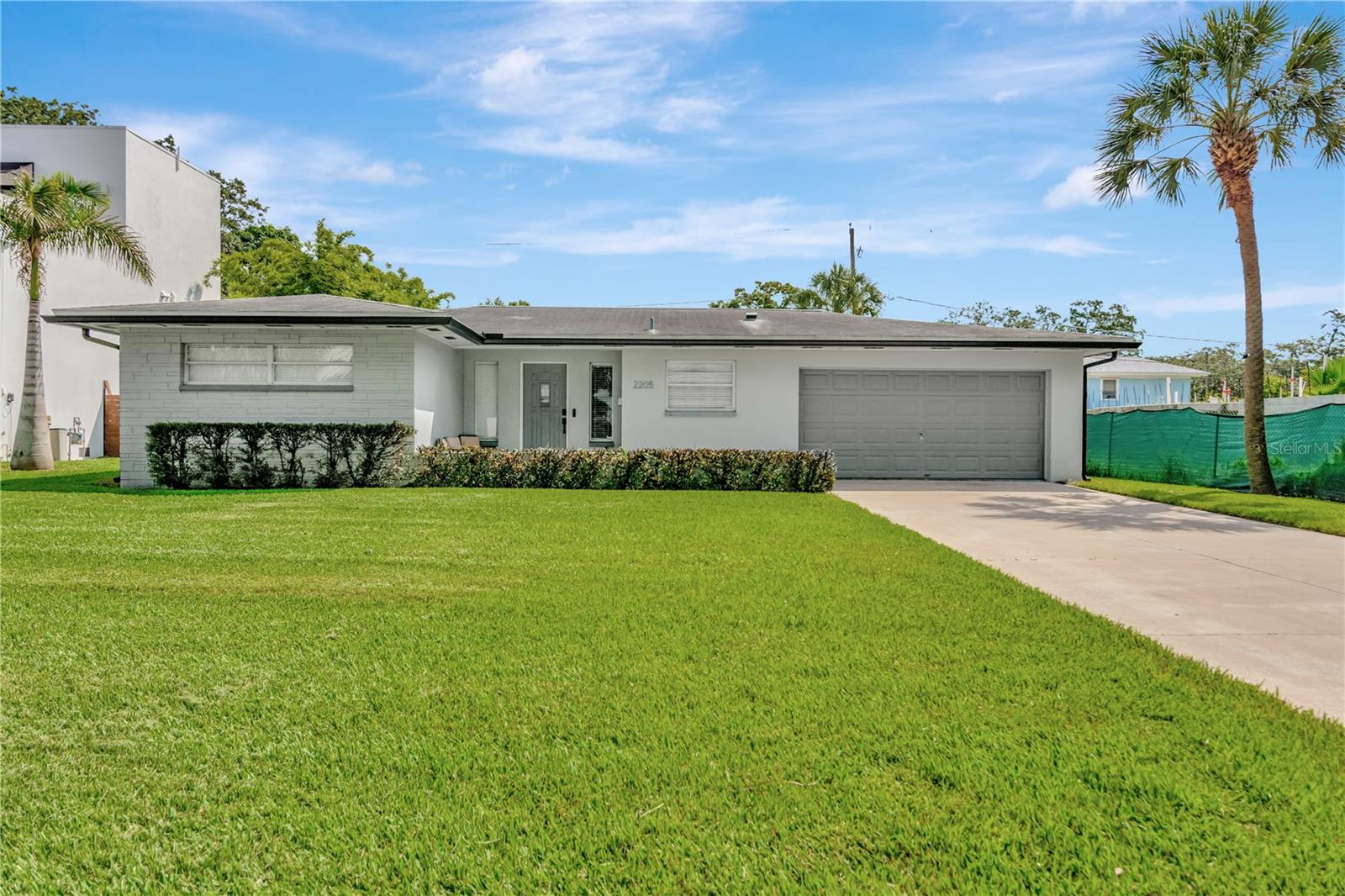 Image 3 of 89 For 2205 Riverside Drive