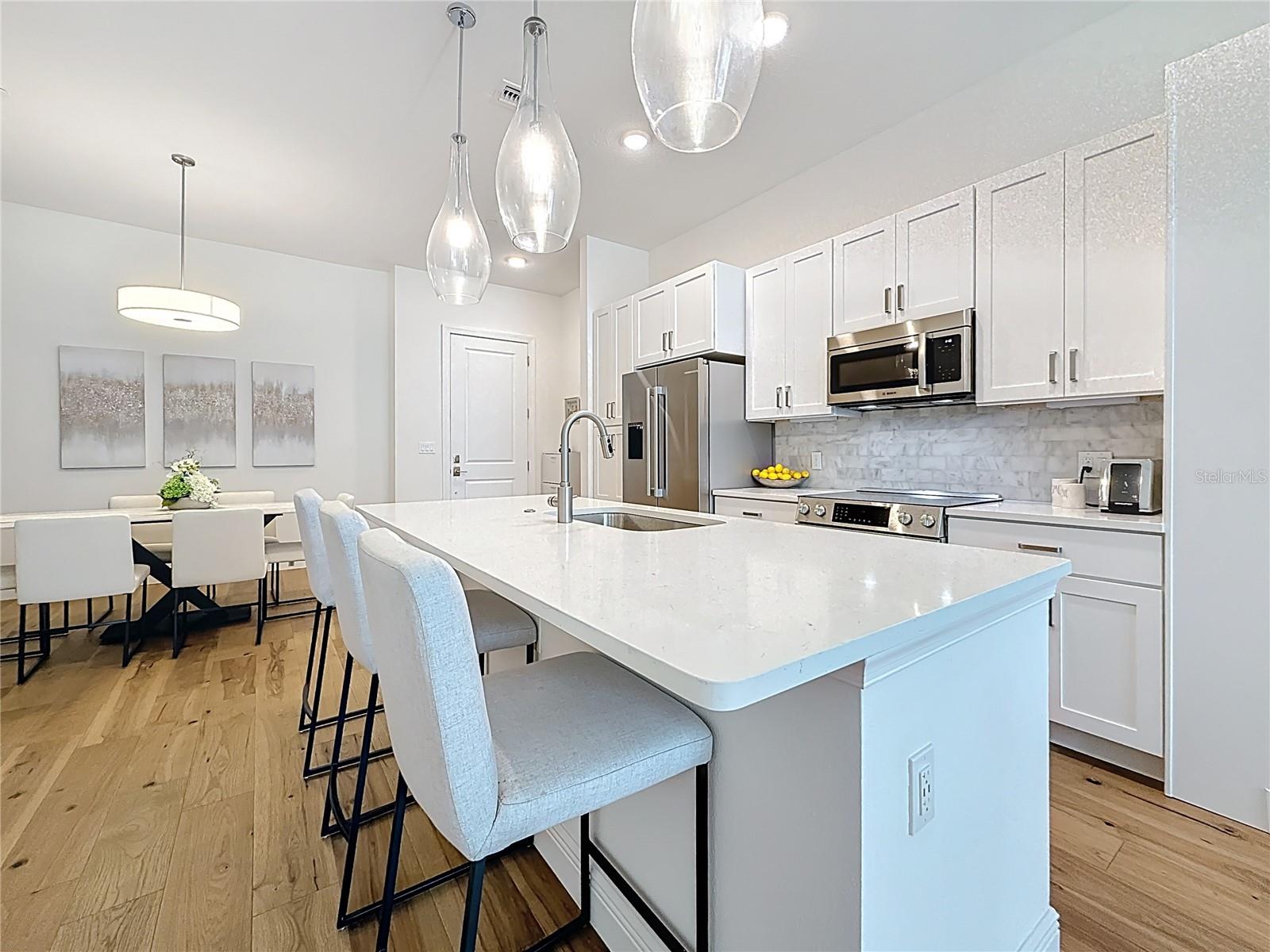 Image 16 of 75 For 600 3rd Avenue S 508