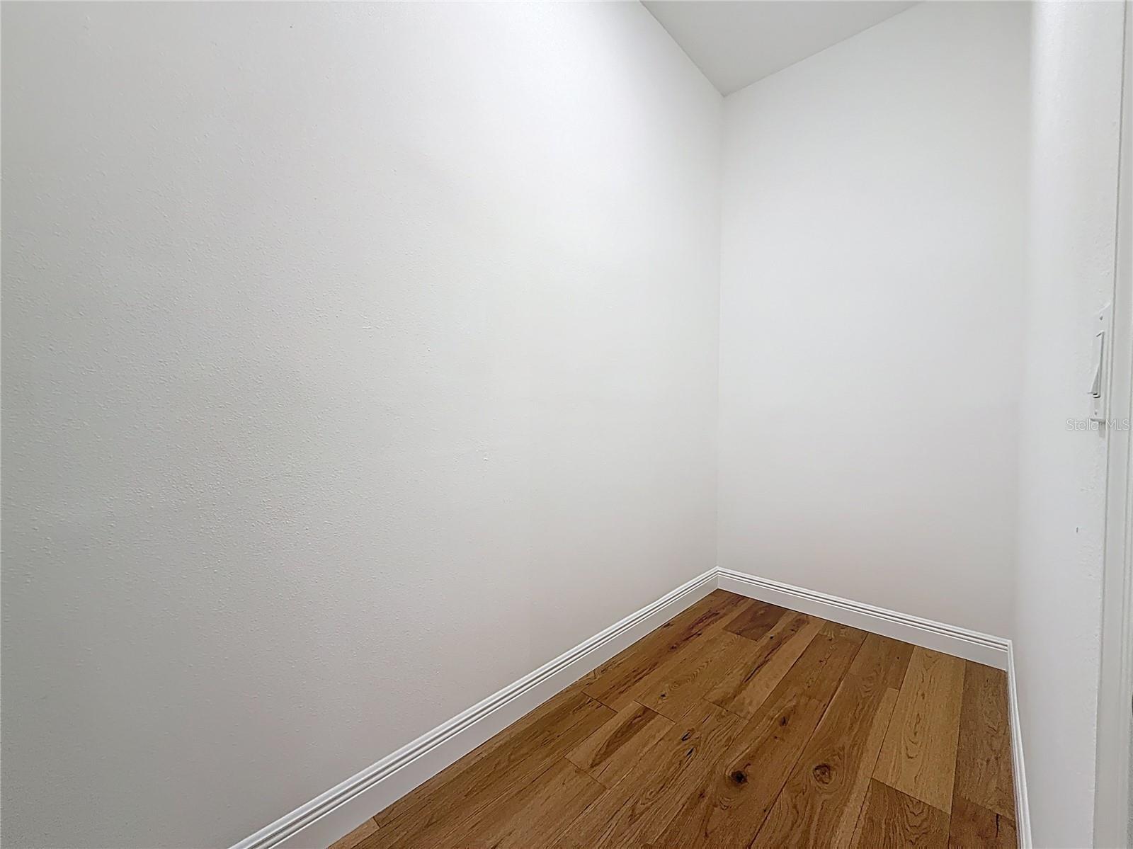 Image 42 of 75 For 600 3rd Avenue S 508