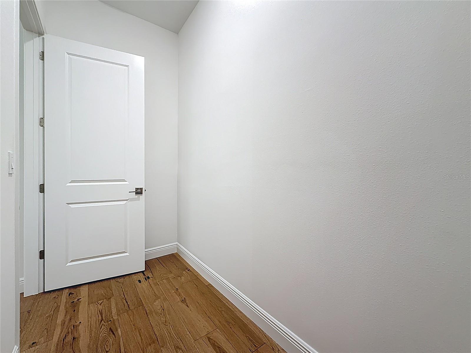 Image 43 of 75 For 600 3rd Avenue S 508