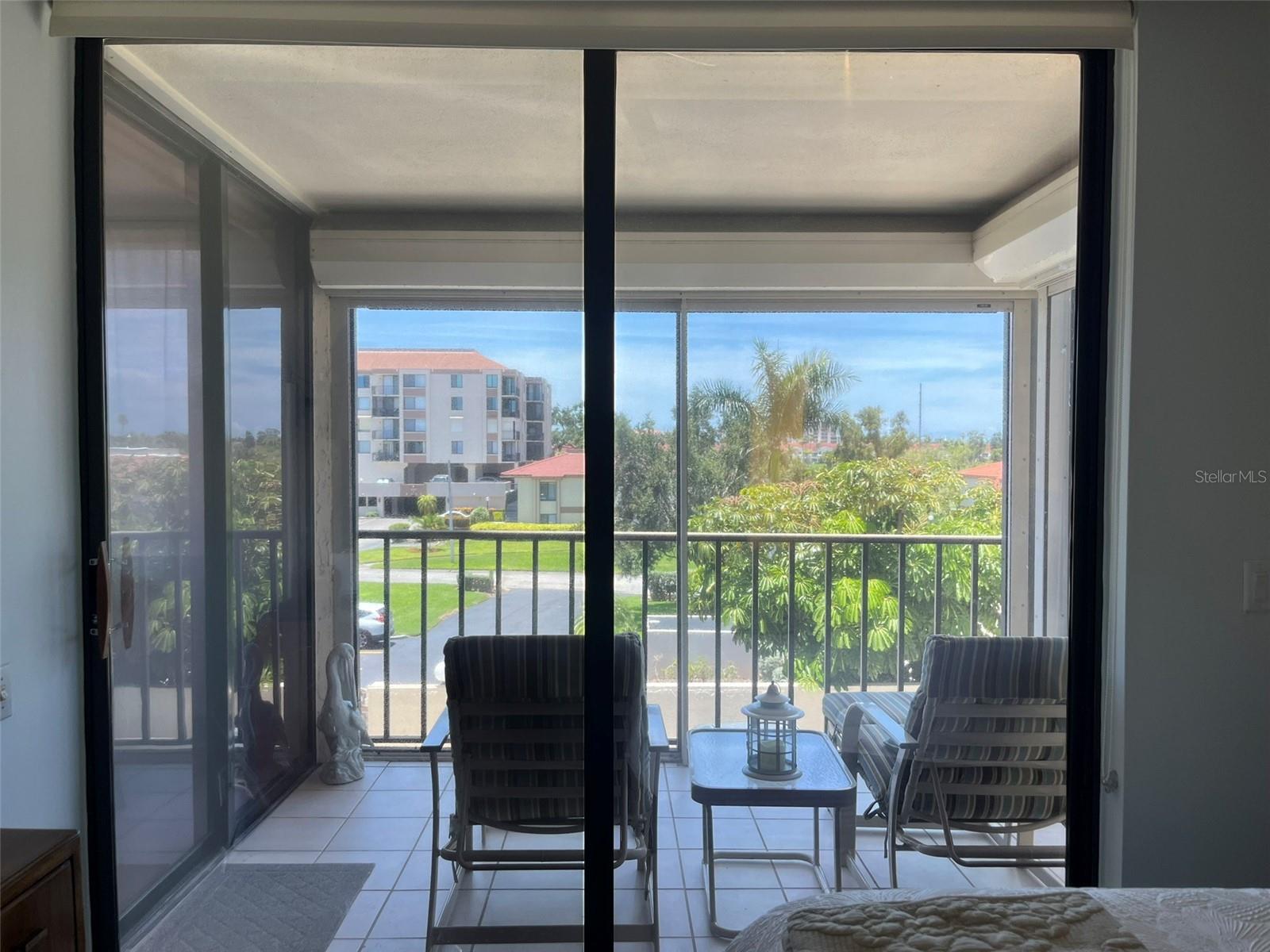 Image 25 of 32 For 6218 Palma Del Mar  303