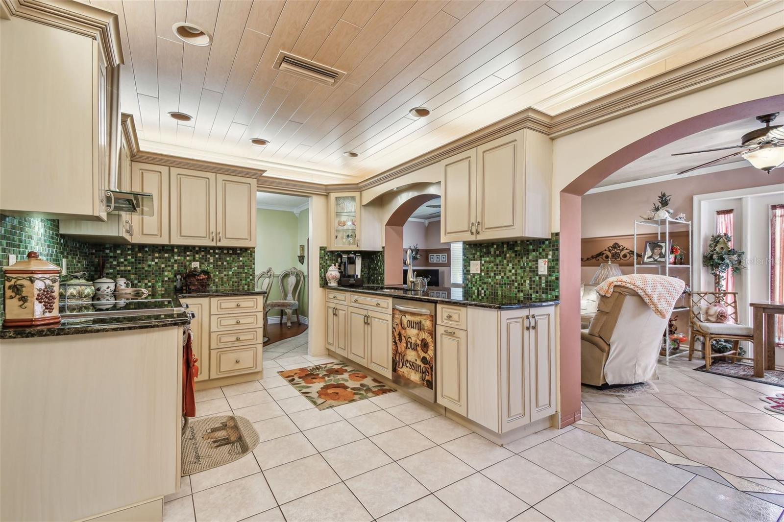 Image 7 of 30 For 9548 141st Street