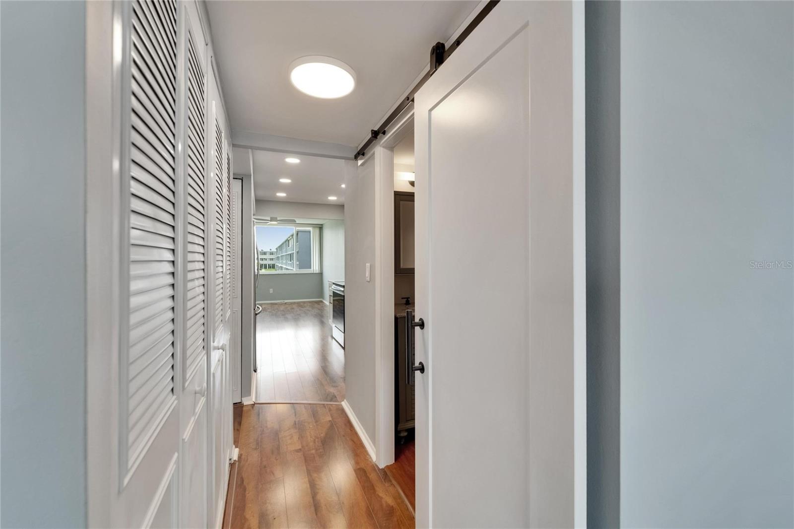 Image 17 of 52 For 4895 Bay Street Ne 207